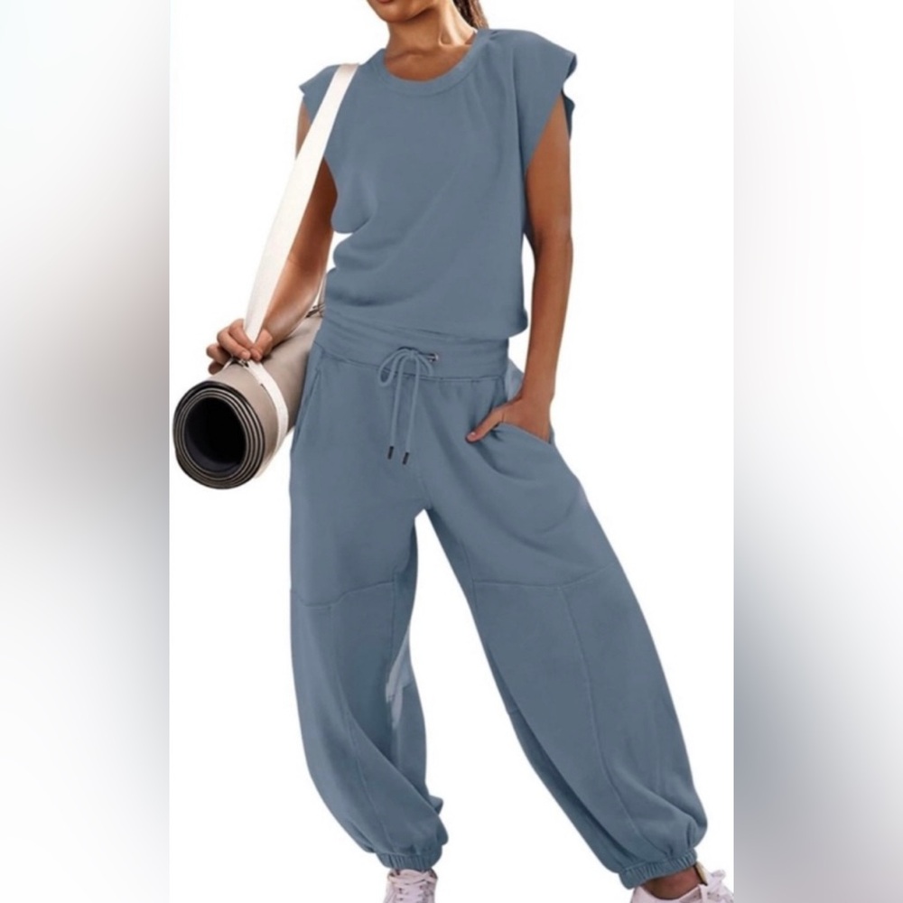 Free People Throw and Go Onesie NWT Large Vintage Blue HTF Color FP Movement - Picture 7 of 7